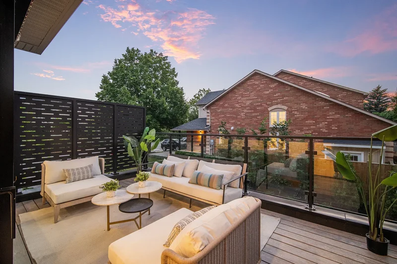 249 Rebecca St, Oakville, ON L6K 2W4, Oakville, Ontario, Canada. - Photo 13