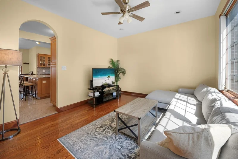 83-14 266th Street, Glen Oaks, NY, 11004, USA, New York, New York, United States. - Photo 12