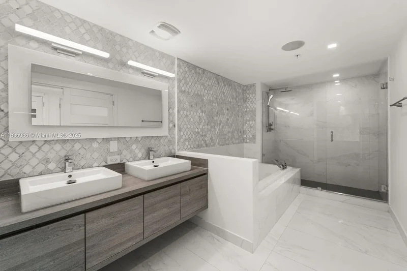 400 Sunny Isles Blvd 2008, Golden Beach, Florida, United States. - Photo 18