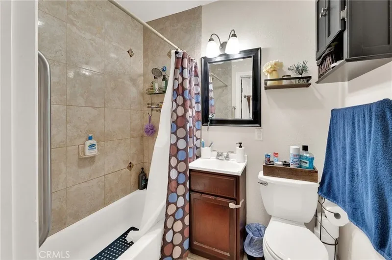 921 Esperanza Street, Los Angeles, CA 90023, Los Angeles, California, United States. - Photo 20