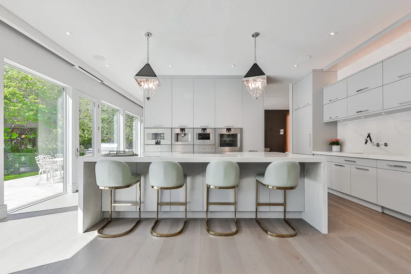 2250 Chancery Ln W, Oakville, ON L6J 6A3, Canada, Oakville, Ontario, Canada. - Photo 14