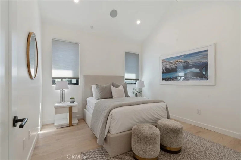 11825 Tennessee Avenue, Los Angeles, California, United States. - Photo 31