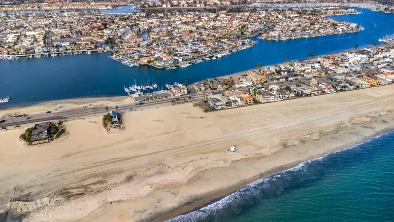 5585 East Corso Di Napoli , Long Beach, CA 90803, Signal Hill, California, United States. - Photo 15