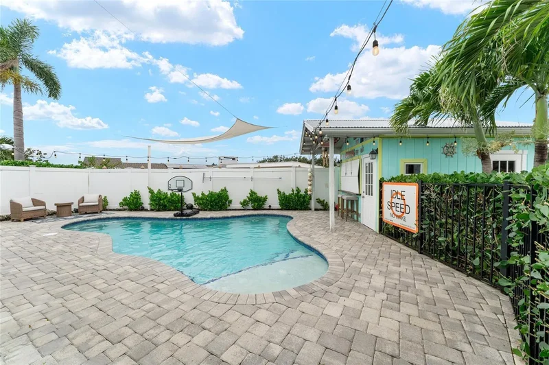 10731 DOWRY AVE, Tampa, Florida, United States. - Photo 3