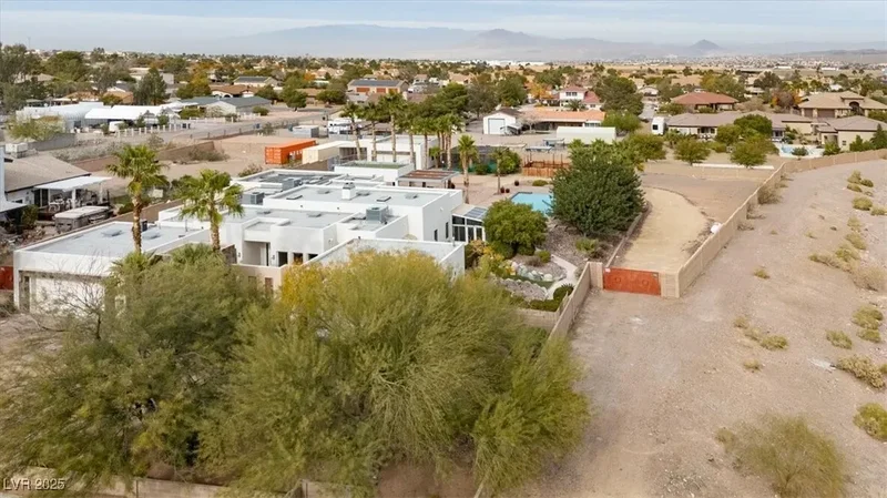 928 Santa Helena Avenue, Henderson, Nevada, United States. - Photo 79