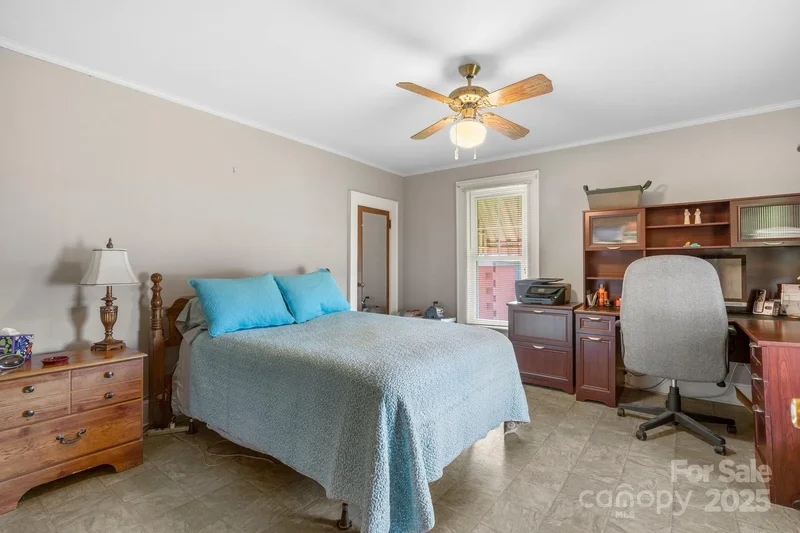 237 Shiloh Church Road, Hickory, NC 28601, Hickory, North Carolina, United States. - Photo 29