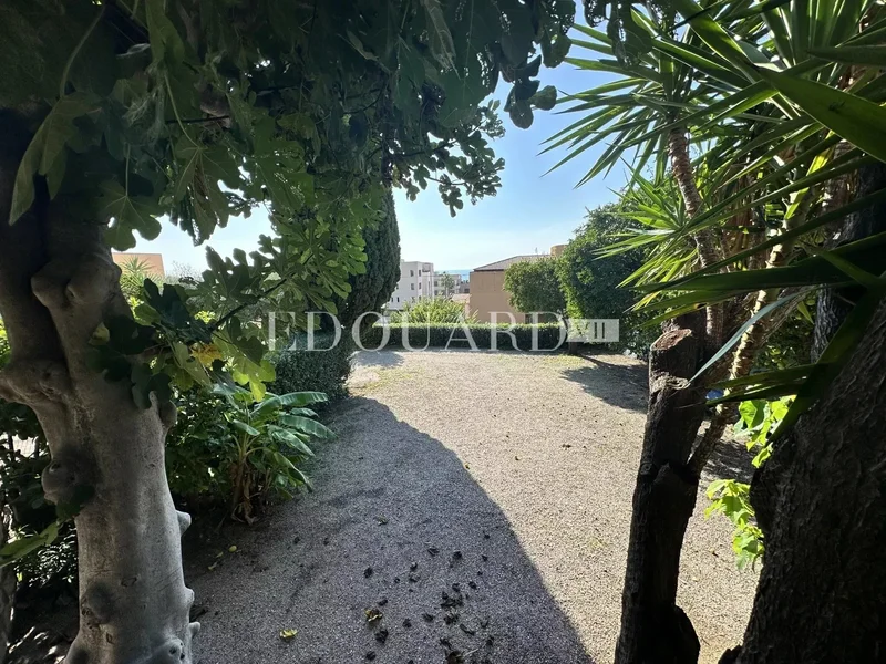 Menton, Provence-Alpes-Côte d'Azur, France. - Photo 17
