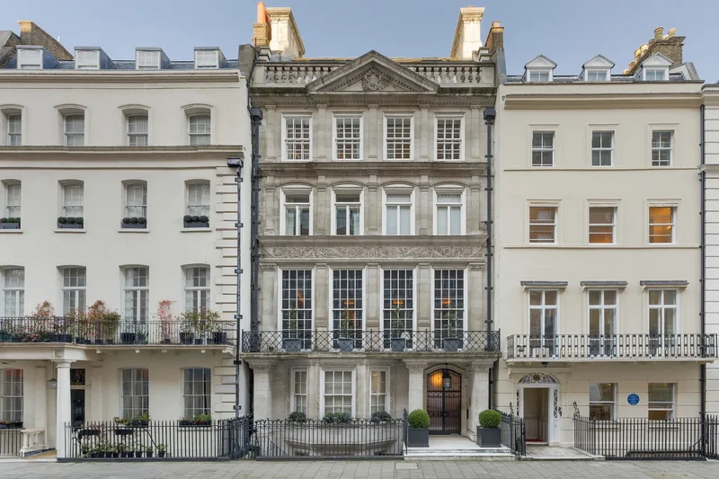 London, England, United Kingdom. - Photo 1