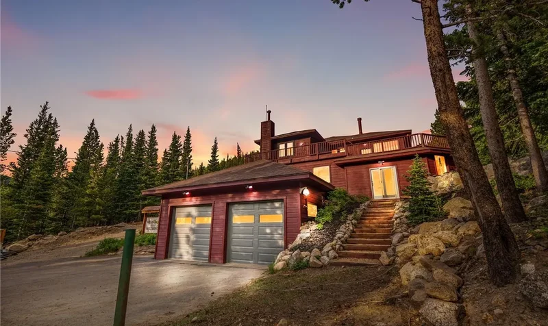 Single Family Residence in Idaho Springs