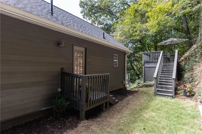 6370 River Chase Circle, Atlanta, Georgia, United States. - Photo 91