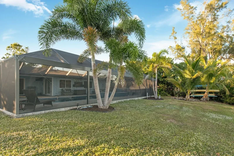300 E BAY HEIGHTS AVENUE, ENGLEWOOD, FL 34223, ENGLEWOOD, FL, United States. - Photo 46