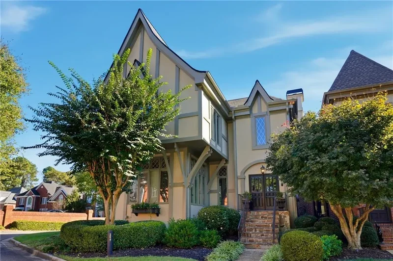 264 SUMMEROUR VALE, Johns Creek, Georgia, United States. - Photo 11