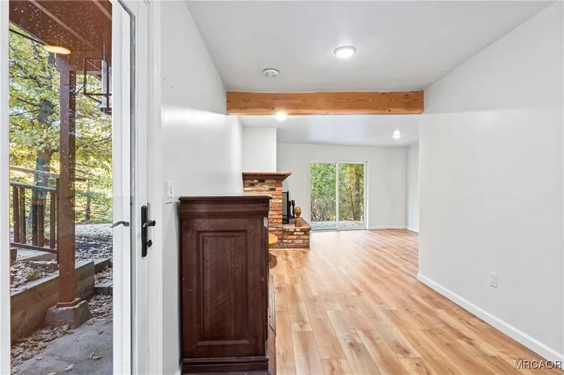 260 El Dorado Drive, Lake Arrowhead, CA 92352, Lake Arrowhead, California, United States. - Photo 42