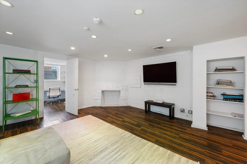 800 W 231st Street, Bronx, NY 10463, New York, New York, United States. - Photo 23