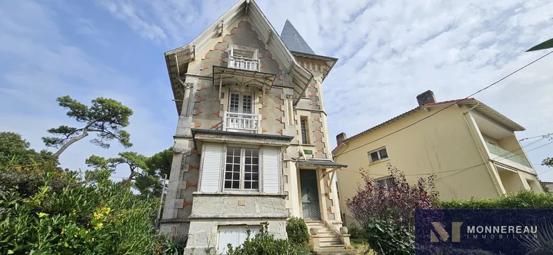 BELLE EPOQUE VILLA TO RENOVATE