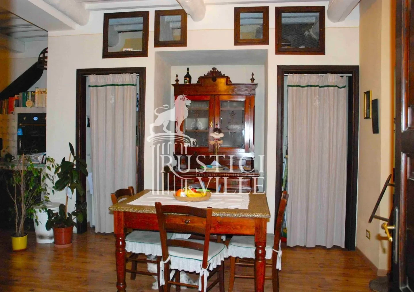 Gallery photo 10