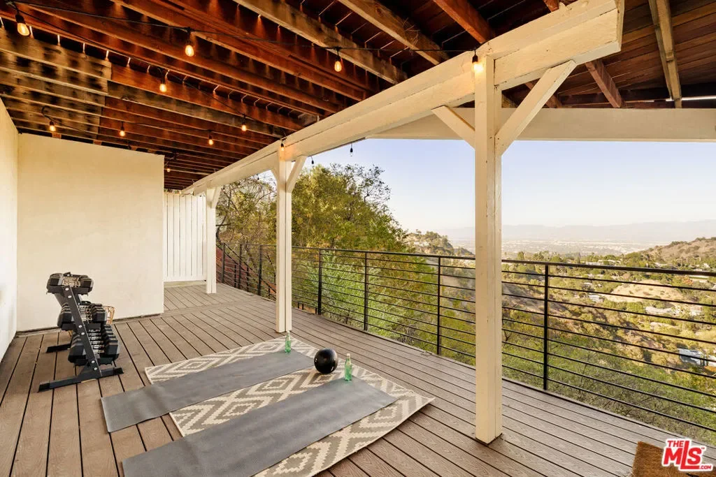 8620 Skyline Drive, Los Angeles, California, United States. - Photo 5