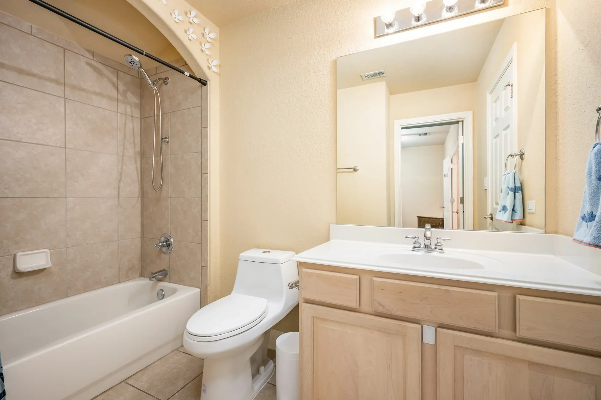 43 Three Lakes Drive , San Antonio, TX 78248, San Antonio, Texas, United States. - Photo 29