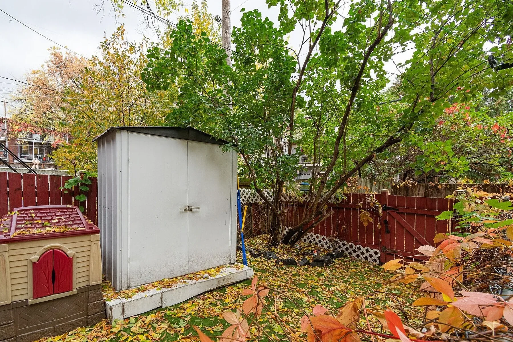 Exterior photo 12