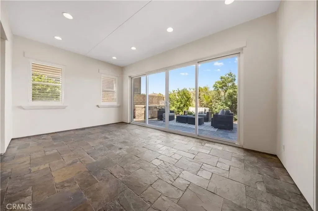 14 Snowberry, Lake Forest, California, United States. - Photo 22
