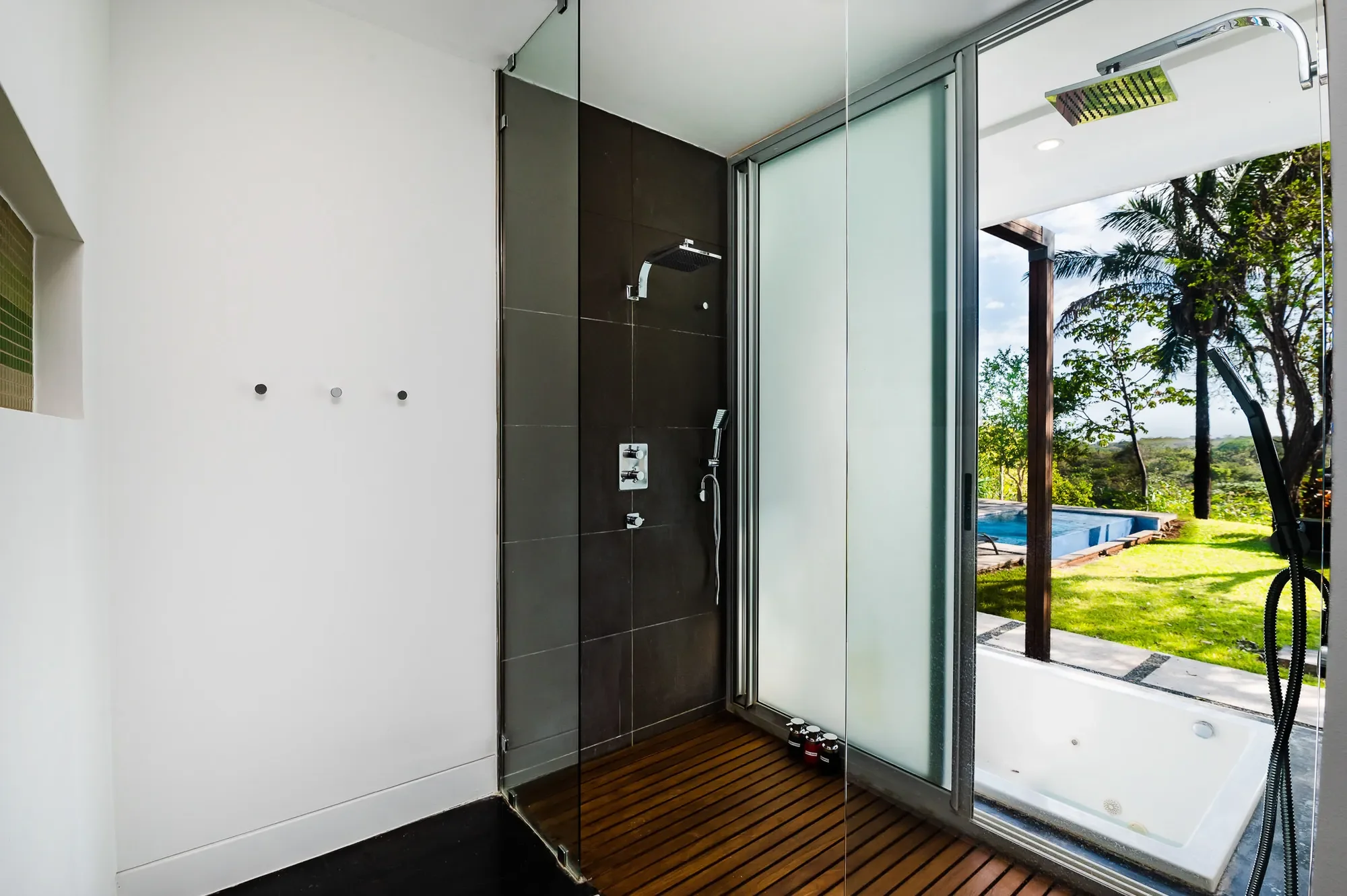 37V6+JFF, Guanacaste Province, Emerald Woods, Costa Rica, Emerald Woods, Guanacaste Province, Costa Rica. - Photo 42