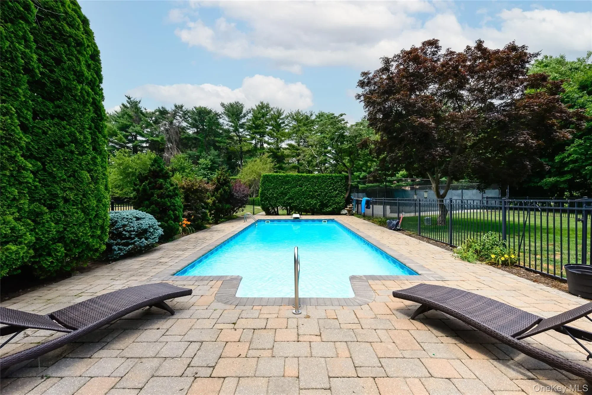 189 Old Westbury Road, Old Westbury, Ny, 11568