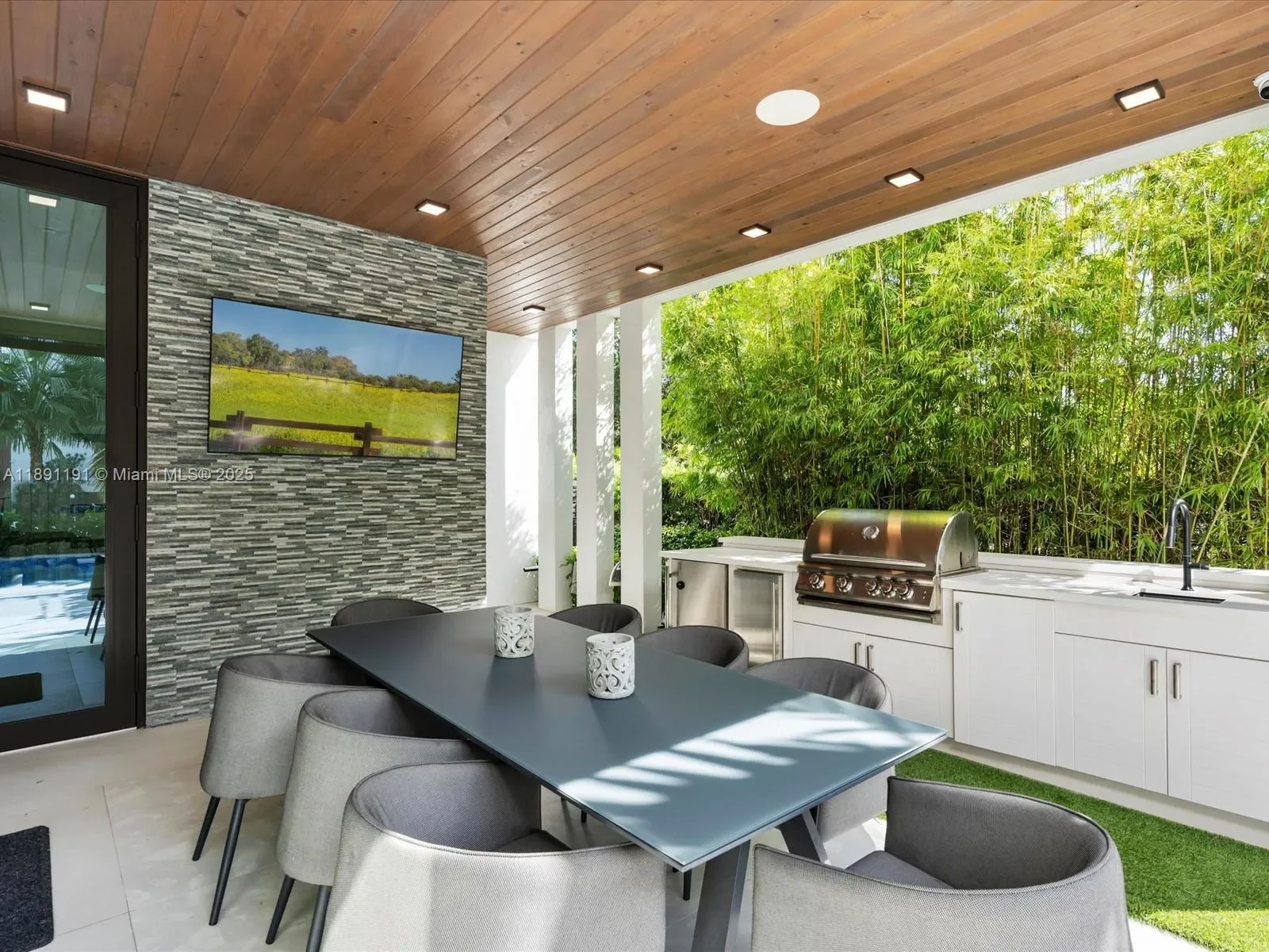 1736 SE 14th St, Fort Lauderdale, Florida, United States. - Photo 45