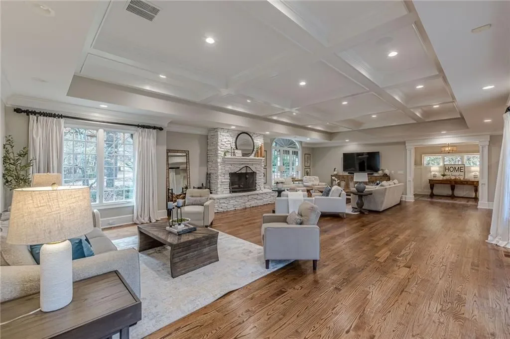 5752 W PHILLIPS MILL Road, Douglasville, Georgia, United States. - Photo 7