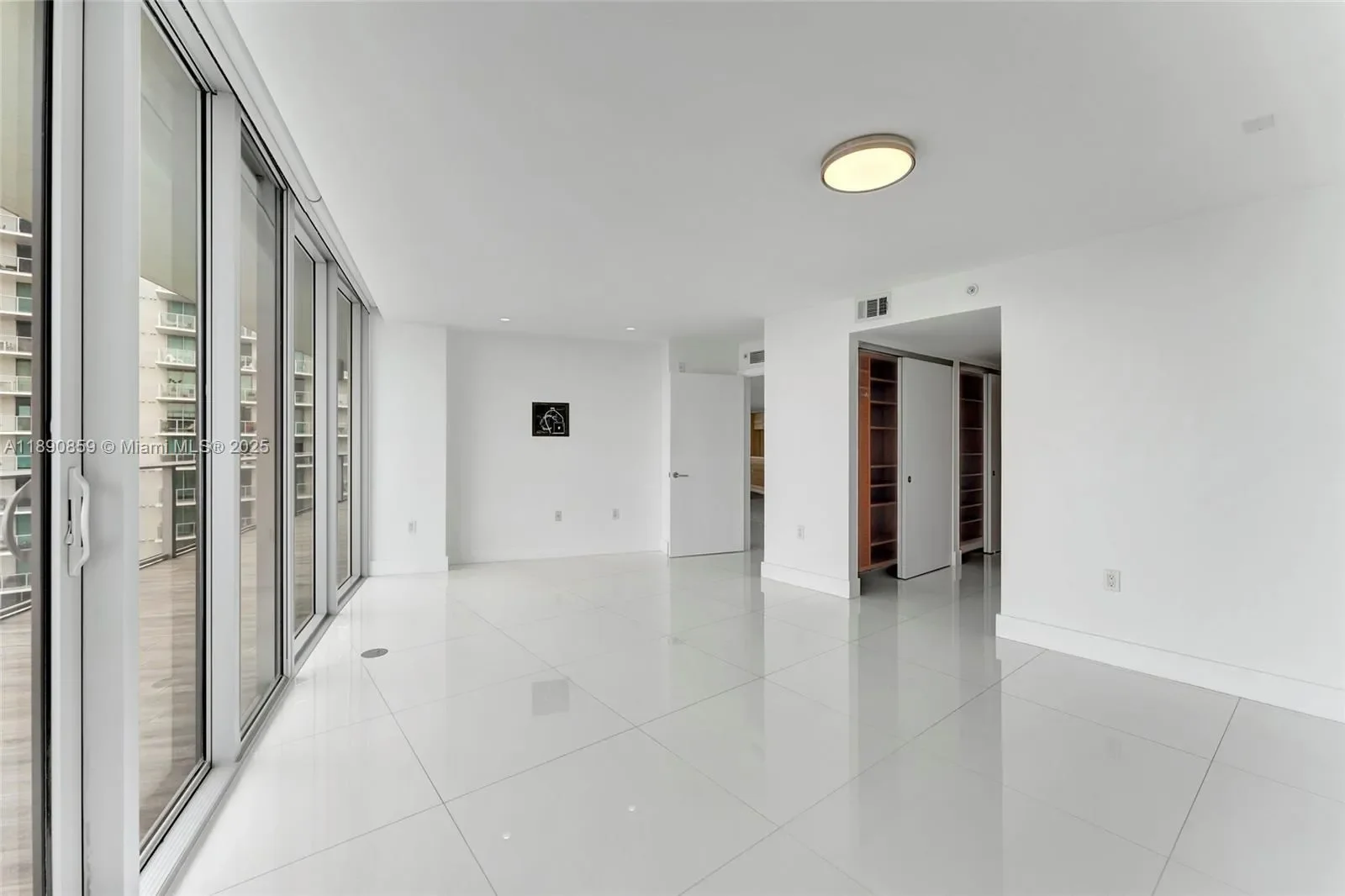 6620 Indian Creek Dr PH711, Miami Beach, Florida, United States. - Photo 13