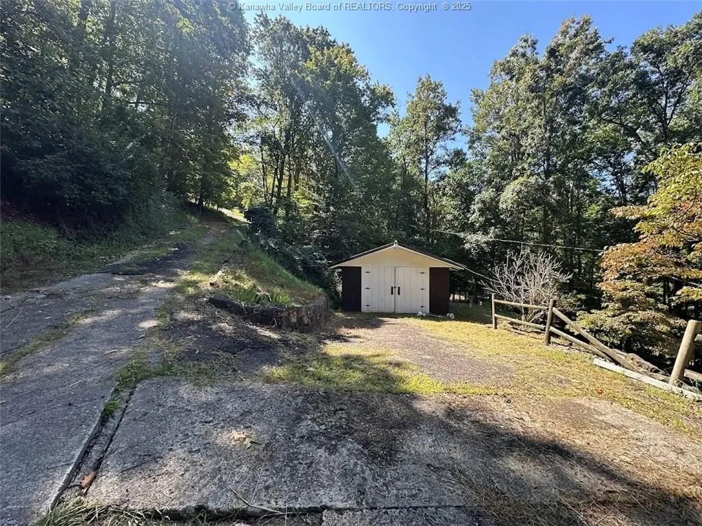 2145 Smith Rd., Charleston, WV 25314, Charleston, West Virginia, United States. - Photo 4