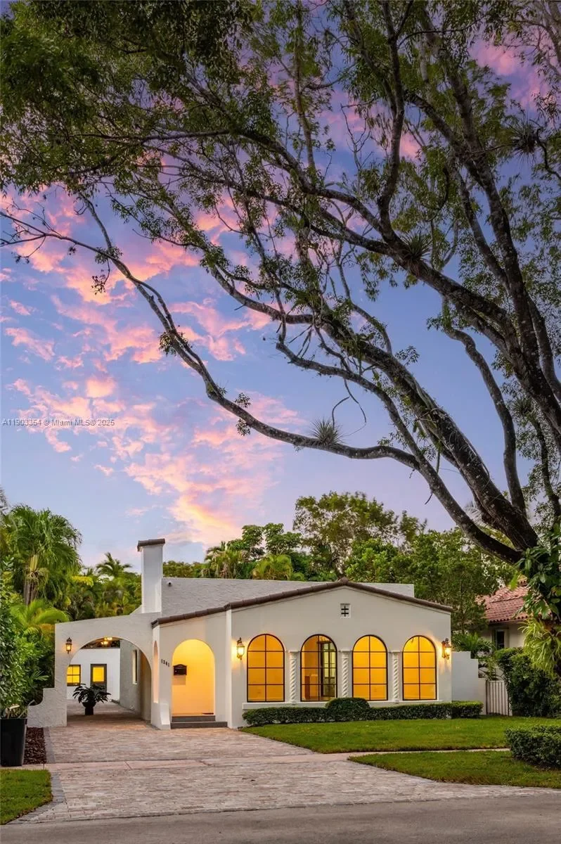 1341 Sorolla Ave, Coral Gables, Florida, United States. - Photo 58
