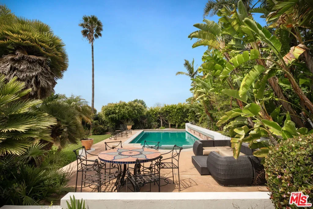 29675 Harvester Road, Malibu, California, United States. - Photo 6
