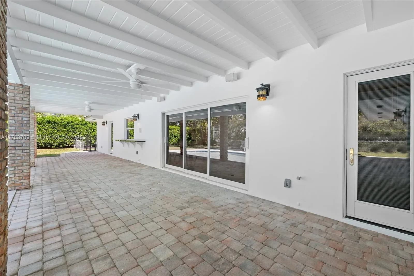13060 SW 70th Ave, Coral Gables, Florida, United States. - Photo 35