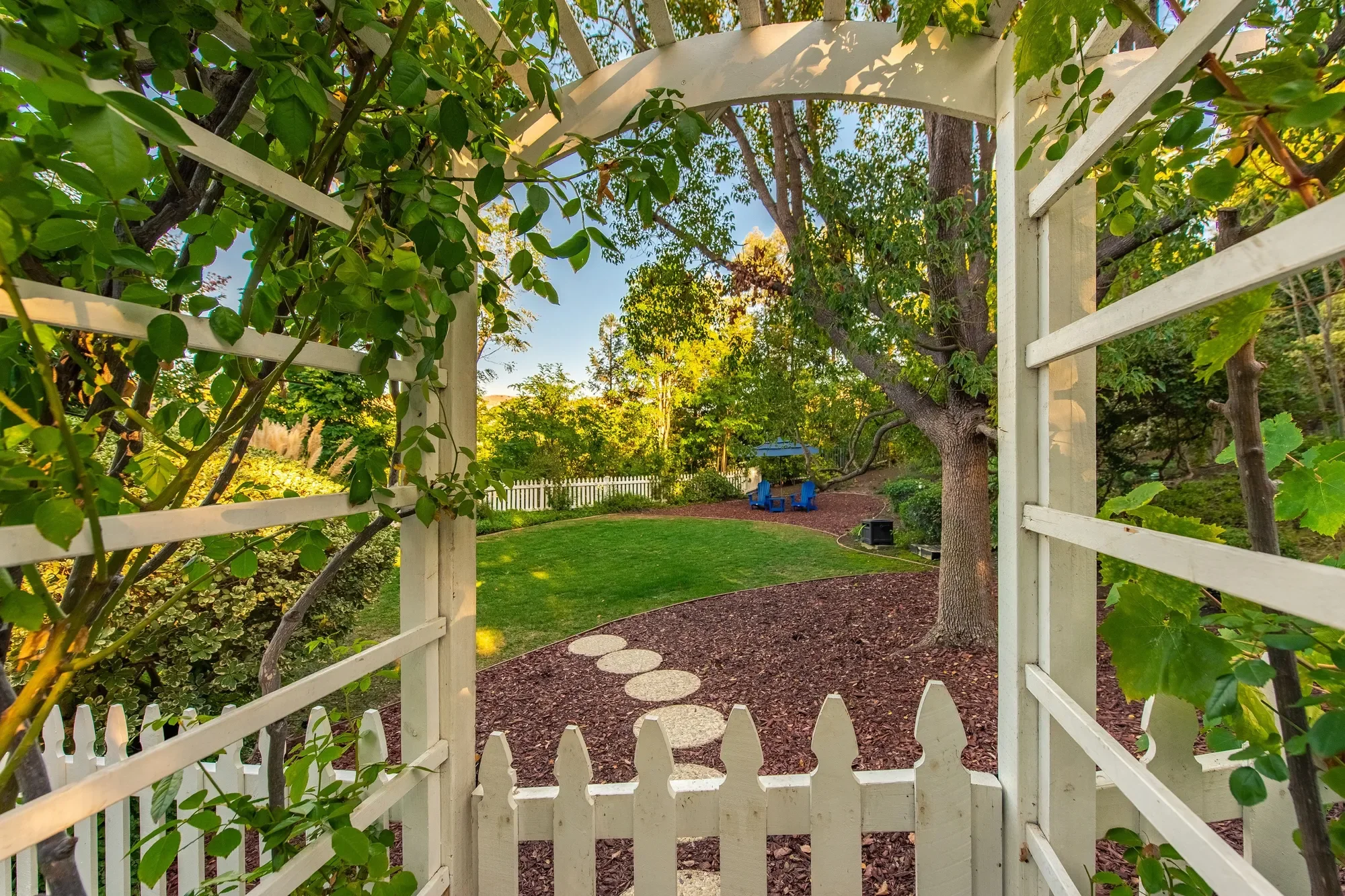 29146 Wagon Road, Agoura Hills, CA 91301, Agoura Hills, California, United States. - Photo 37