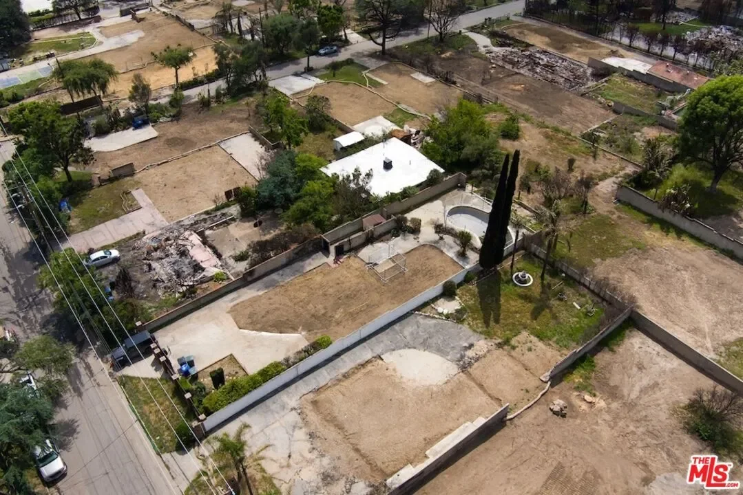 3359 Glenrose Ave, Altadena, California, United States. - Photo 3