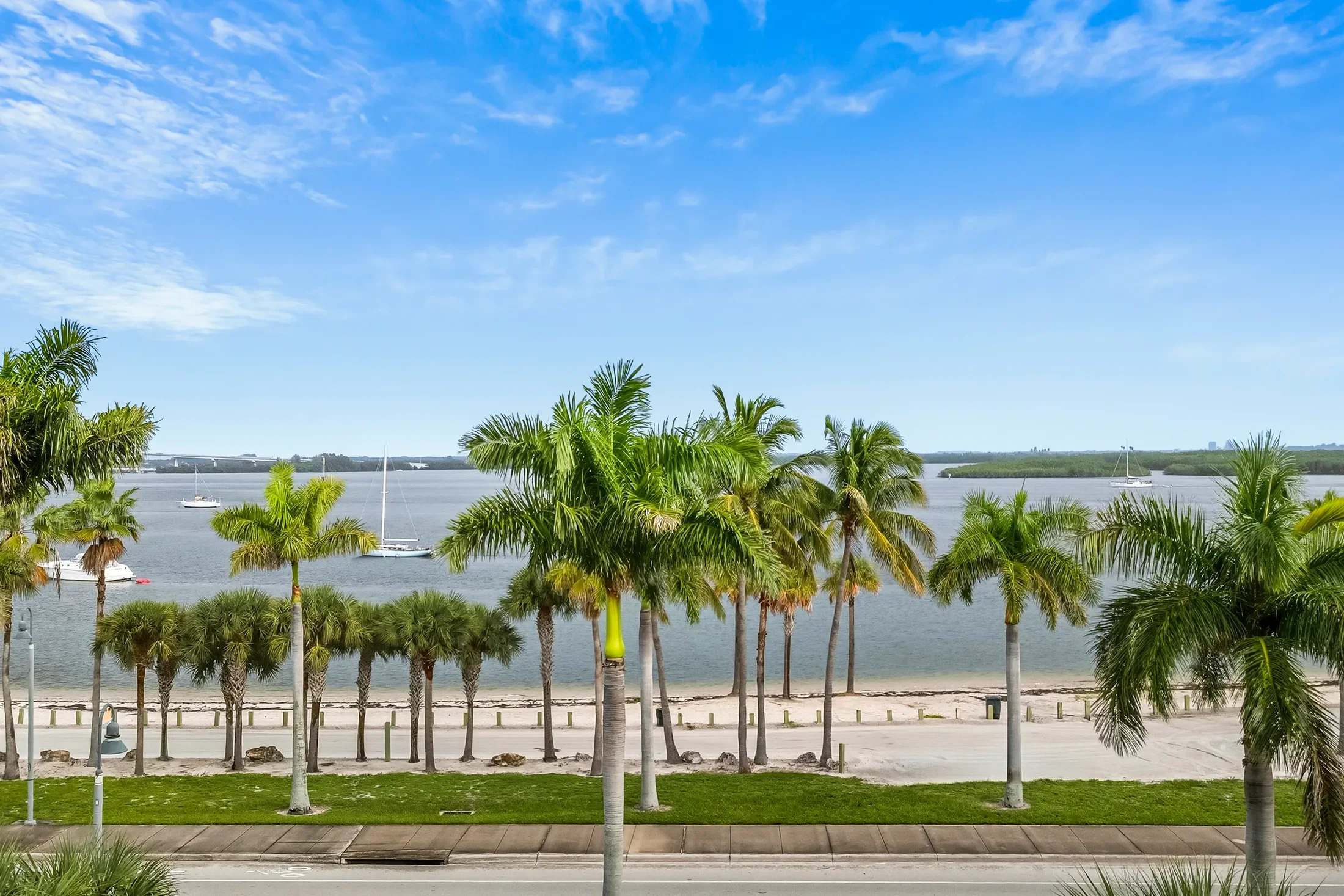 36 Harbour Isle Drive W Unit# 4, Fort Pierce, FL 34949, Fort Pierce, Florida, United States. - Photo 10