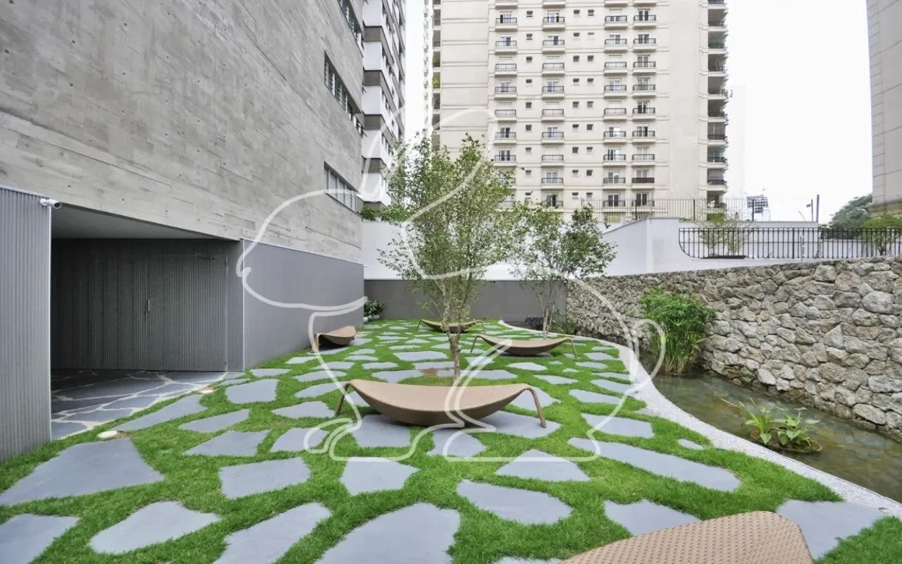 Exterior photo 7