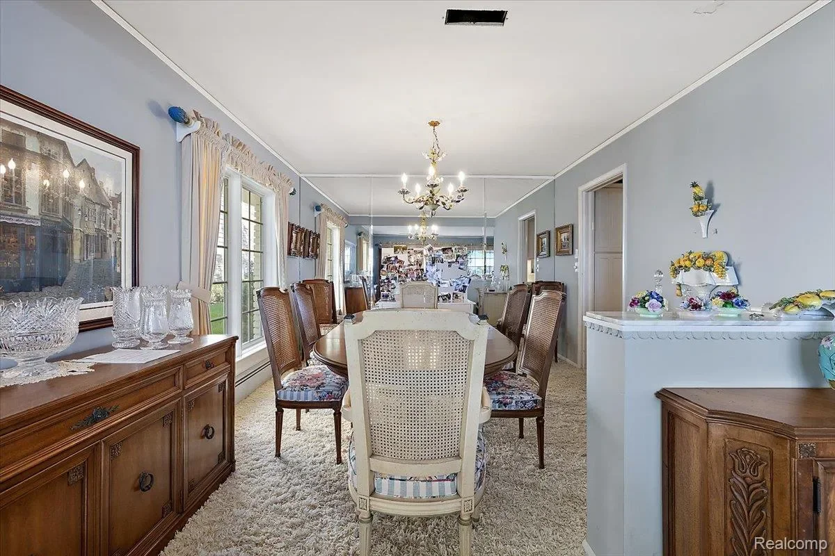 2236 Locklin Lane, West Bloomfield Charter Township, MI 48324, Orchard Lake Village, Michigan, United States. - Photo 27