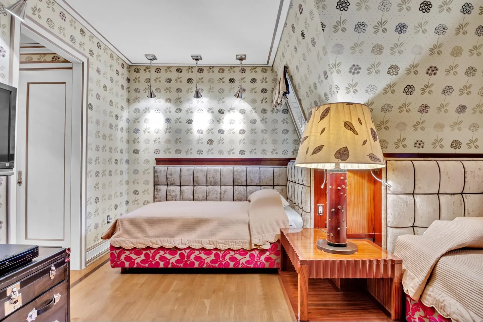 The Plaza Residence, 1 CENTRAL PARK S, New York, New York, United States. - Photo 20