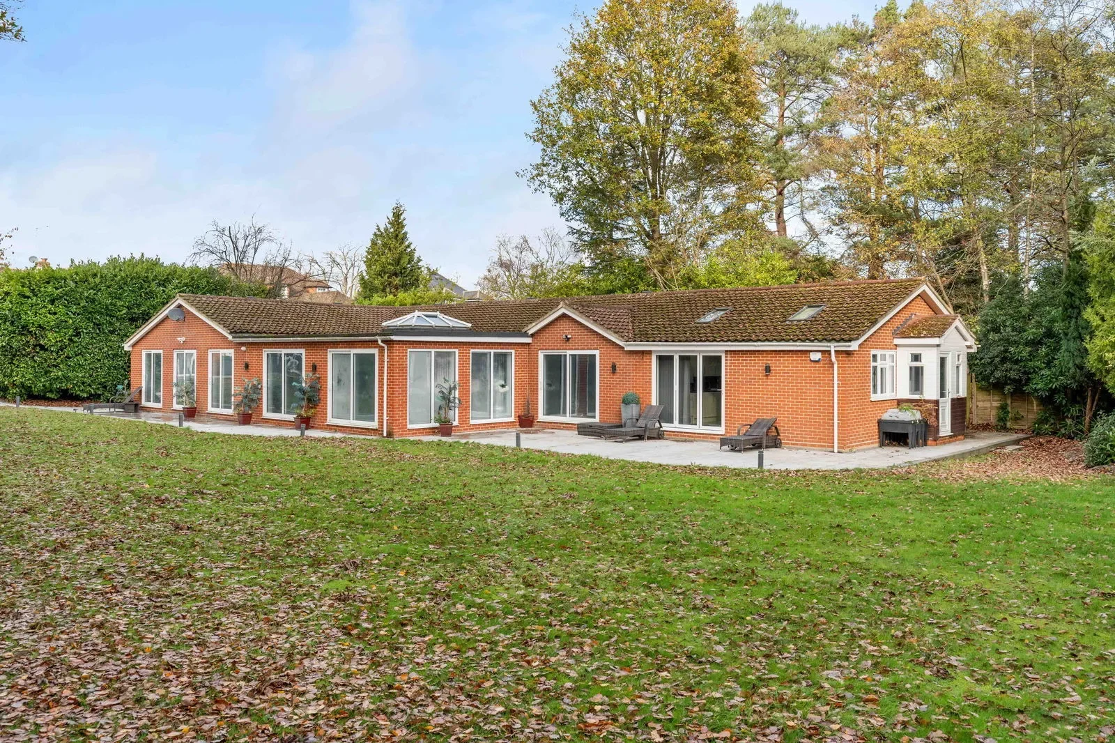 Exterior photo 10