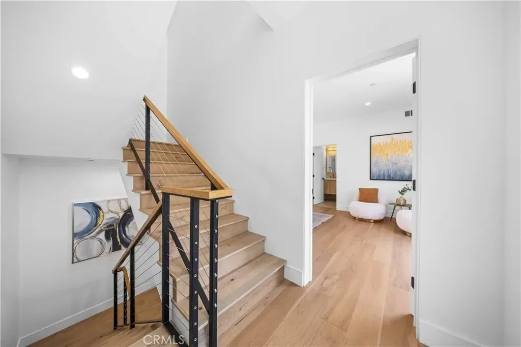 6050 E Burwood Avenue, Los Angeles, California, United States. - Photo 23