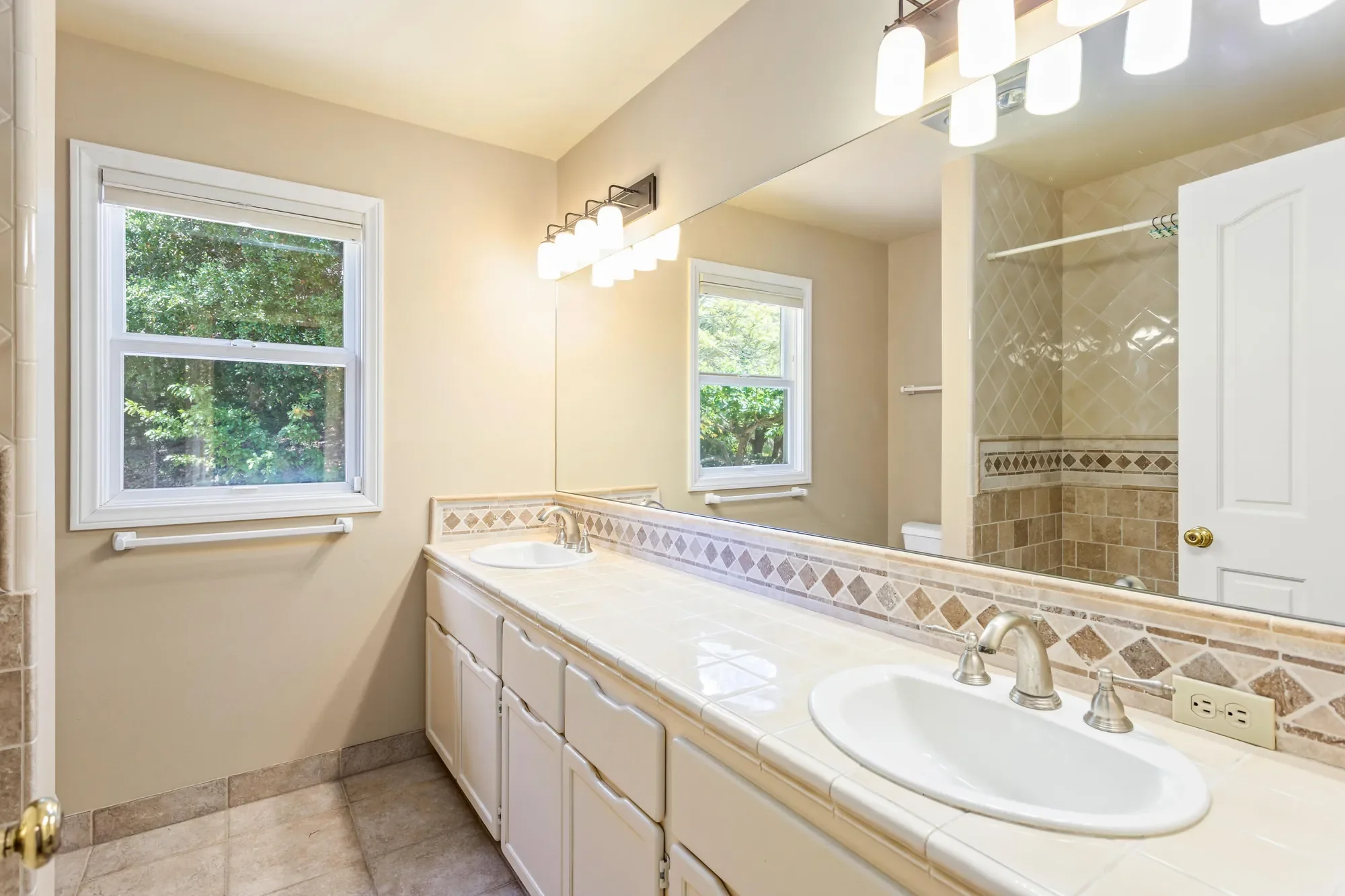 5190 Kara Drive, Santa Barbara, California, United States. - Photo 22