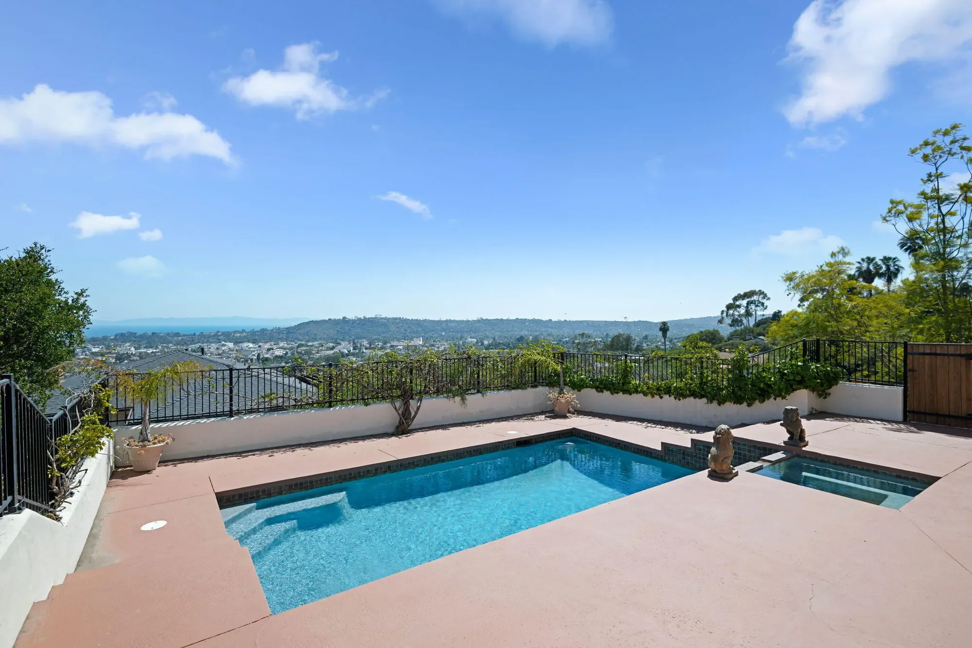1403 Alameda Padre Serra, Santa Barbara, California, United States. - Photo 11