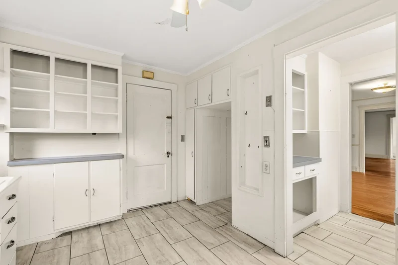 39  Newport St , Arlington, MA 02476, Arlington, Massachusetts, United States. - Photo 21