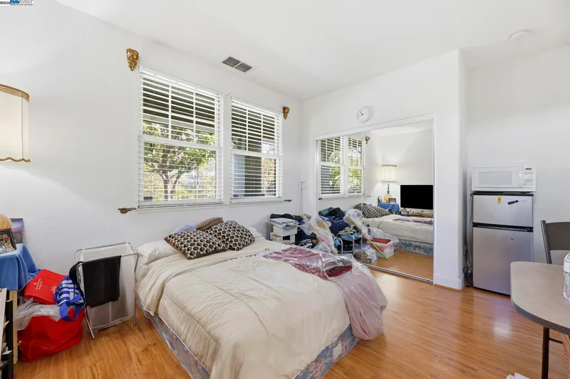 1136 Taraya Ter, Hercules, California, United States. - Photo 38