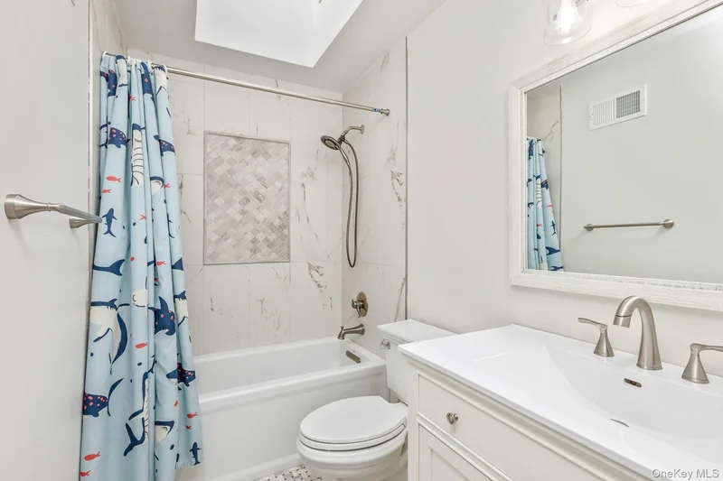1 Summit Trail , Nissequogue, NY 11780, Saint James, New York, United States. - Photo 21