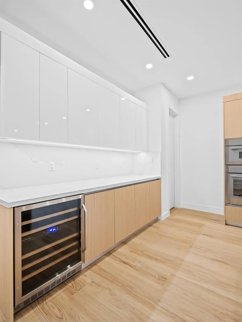 812 SE 12th Street 812, Fort Lauderdale, Florida, United States. - Photo 14
