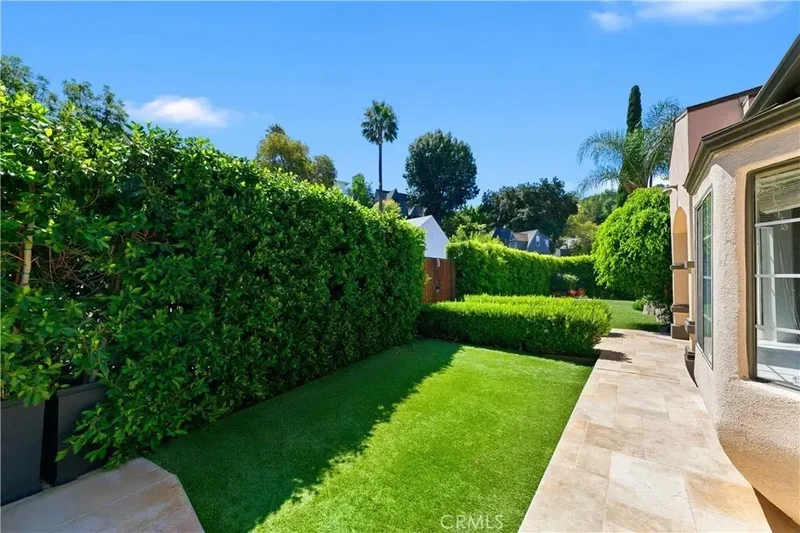 11265 Sunshine Terrace, Los Angeles, California, United States. - Photo 8