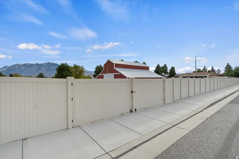 1600 W 11400 S, South Jordan, Utah, United States. - Photo 13