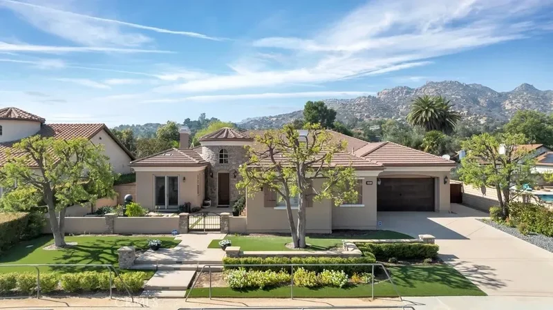 9661 Shoup Avenue, Los Angeles, California, United States. - Photo 8